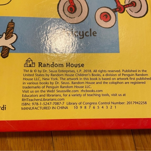 💥5/$25 Dr. Suess’s 100 first words baby book - Picture 6 of 6